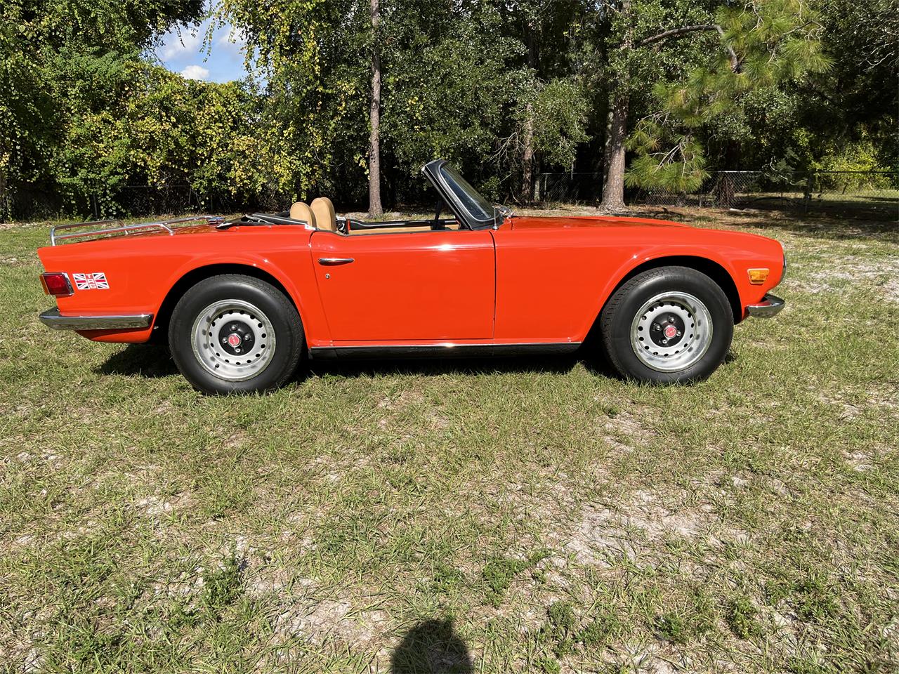 Triumph-Tr6-1972-Pimento-Red-Tan-4