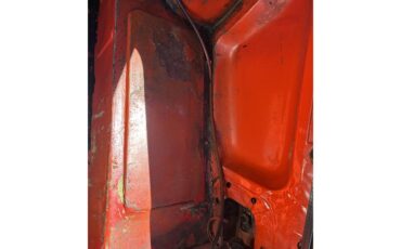 Triumph-Tr6-1972-Pimento-Red-Tan-44