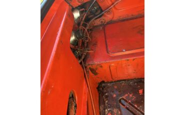 Triumph-Tr6-1972-Pimento-Red-Tan-46