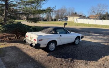 Triumph-Tr7-1979-1