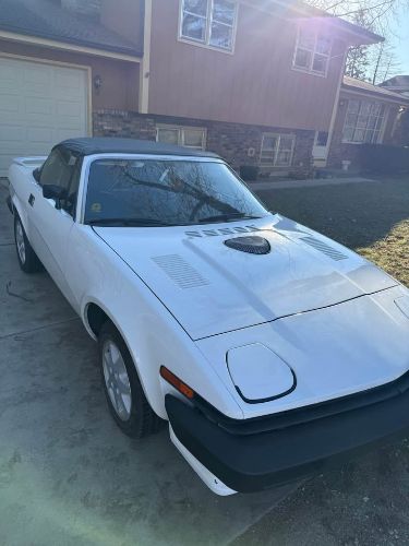 Triumph-Tr7-1979-2