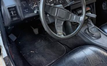 Triumph-Tr7-1979-3