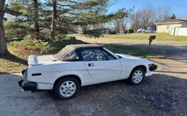 Triumph-Tr7-1979-8