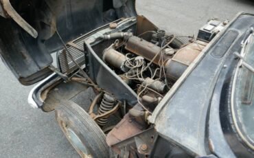 Triumph-herald-1963-black-14