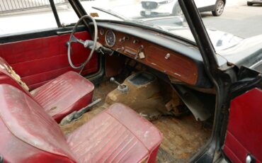 Triumph-herald-1963-black-18