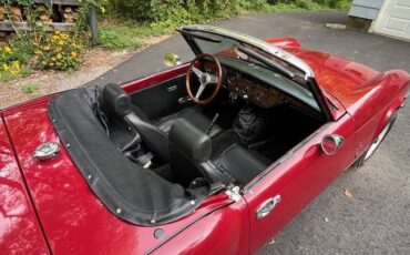 Triumph-spitfire-1500-1973-red-2
