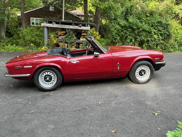 Triumph-spitfire-1500-1973-red