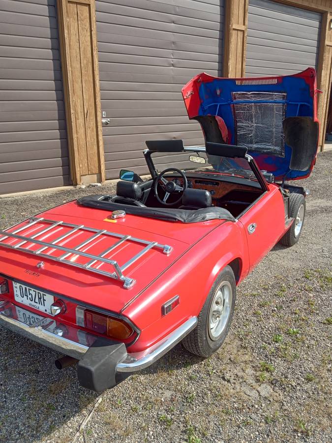 Triumph-spitfire-1500-1976-red-2