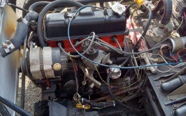 Triumph-spitfire-1500-1976-red-4