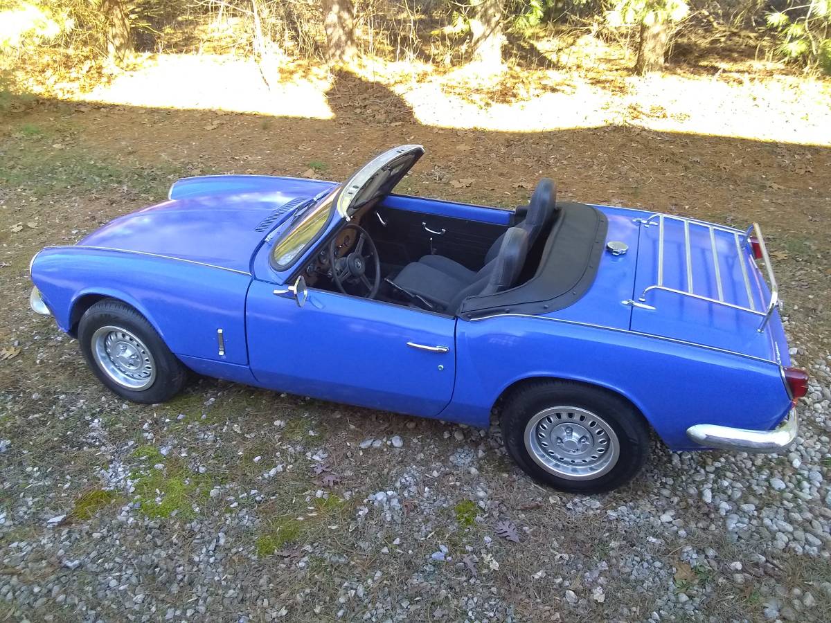 Triumph-spitfire-1970-blue