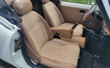 Triumph-spitfire-1976-white-19