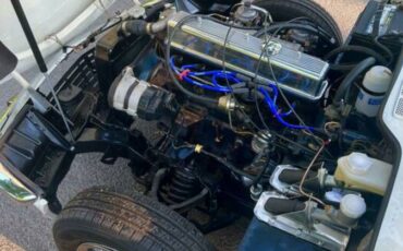 Triumph-spitfire-1976-white-2
