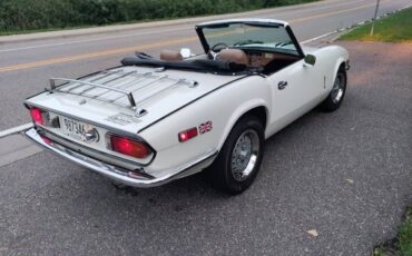 Triumph-spitfire-1976-white-6