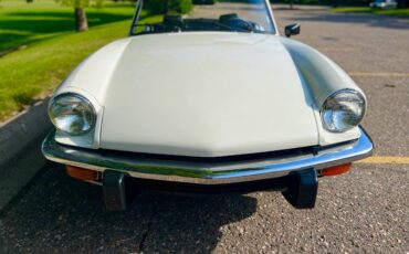 Triumph-spitfire-1980-white-14