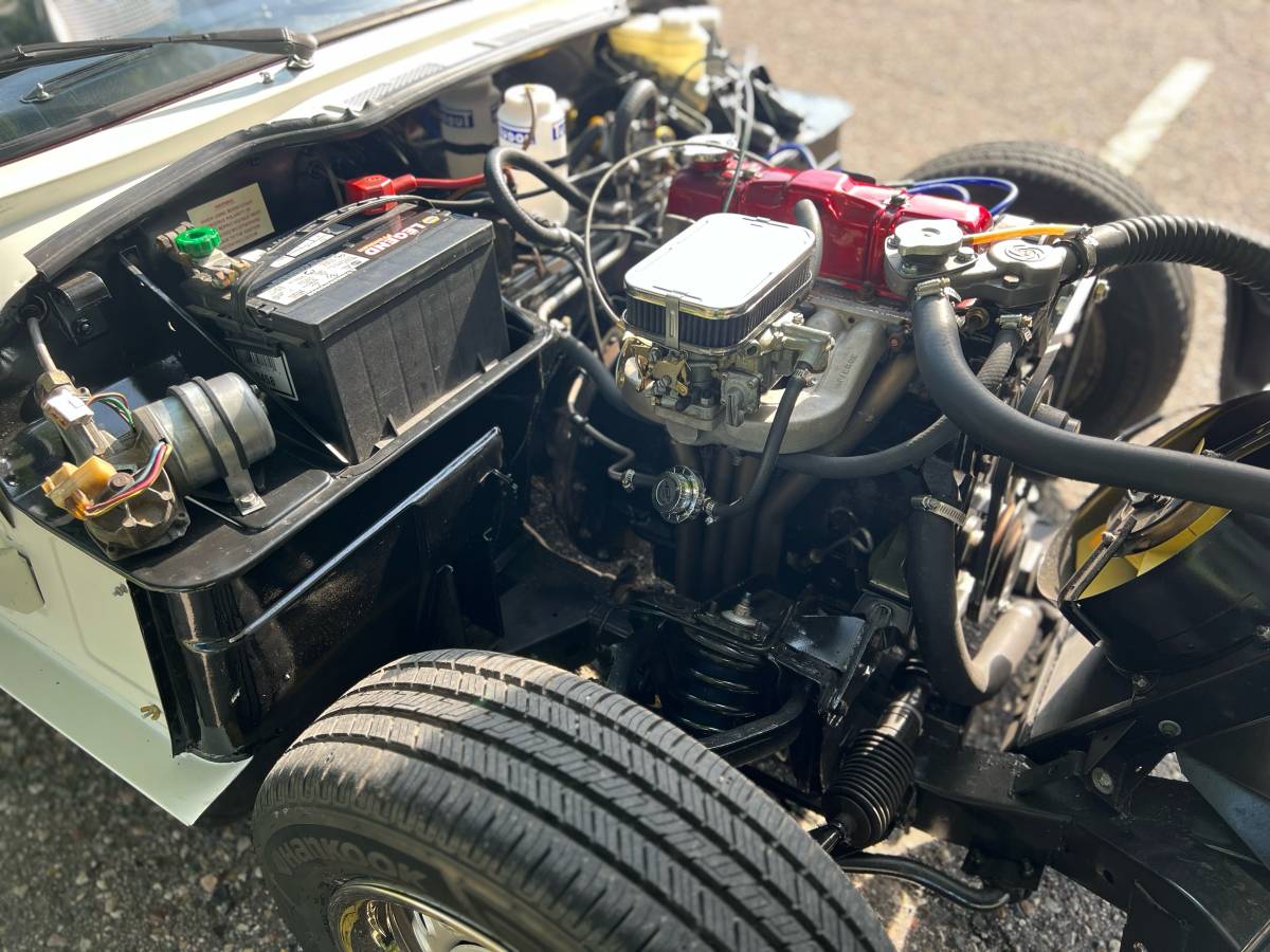 Triumph-spitfire-1980-white-15