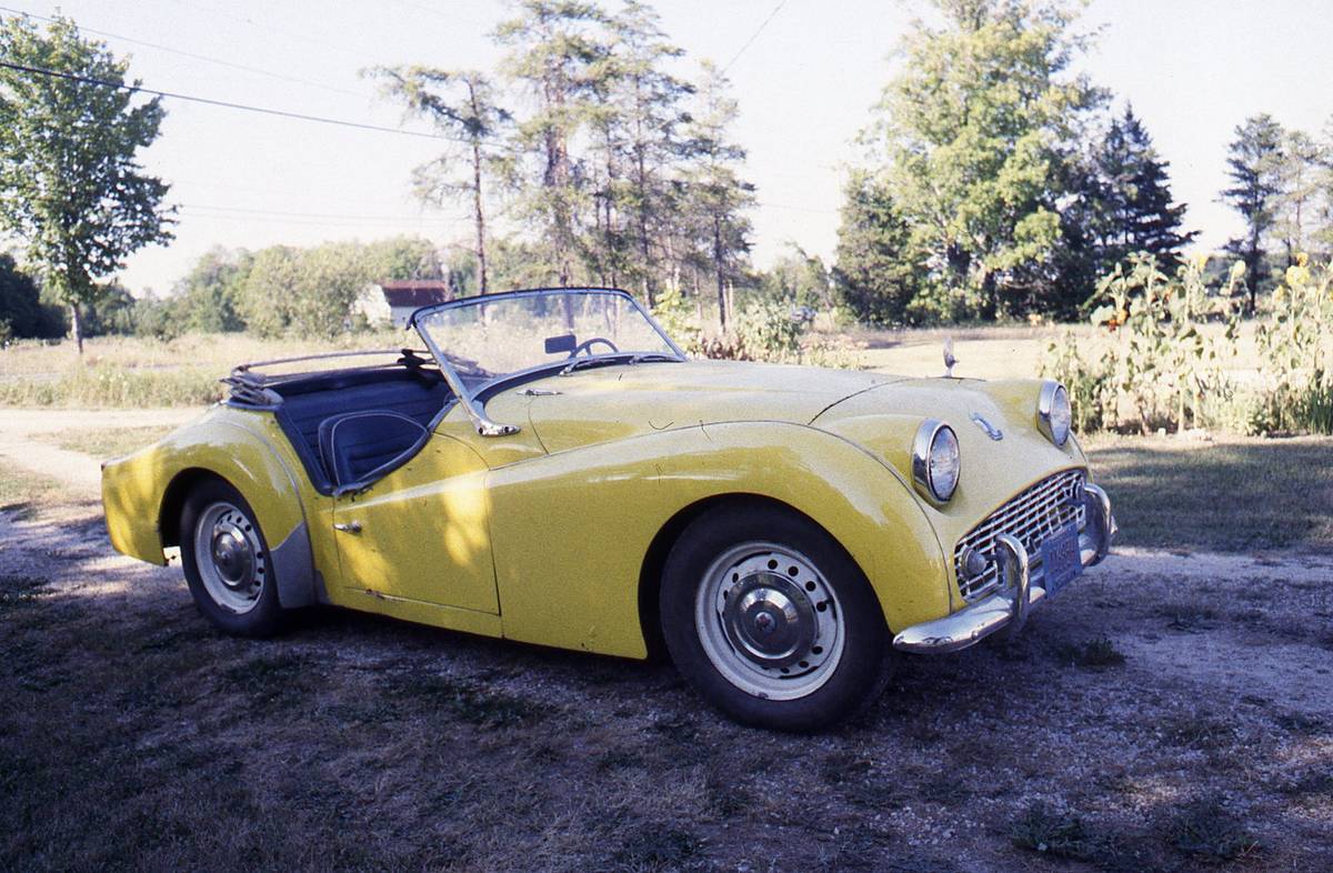 Triumph-tr-3b-1963-yellow-1