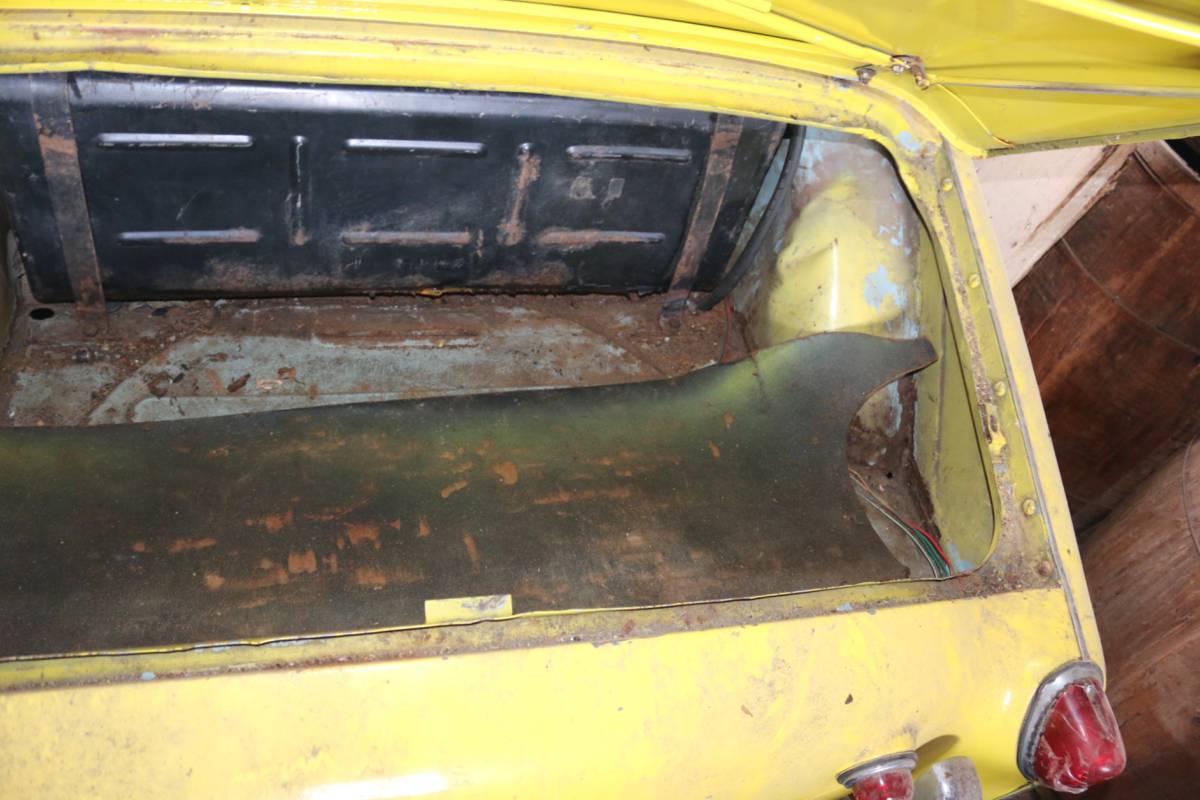 Triumph-tr-3b-1963-yellow-5