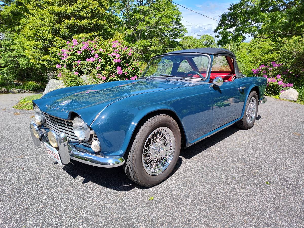 Triumph-tr-4-1964-blue-2