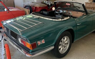 Triumph-tr-6-1973-green-6