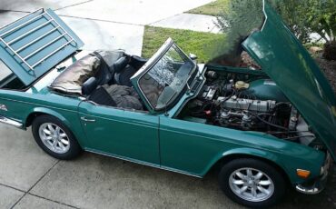 Triumph-tr-6-1973-green-7
