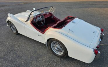 Triumph-tr3-1963-white-2
