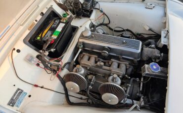 Triumph-tr3-1963-white-39