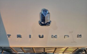 Triumph-tr3-1963-white-41