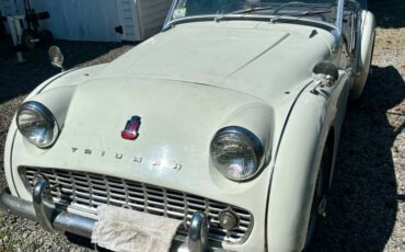 Triumph-tr3-roadster-1959-white