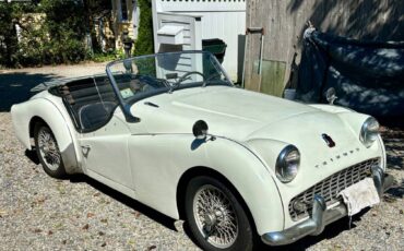 Triumph-tr3-roadster-1959-white-6