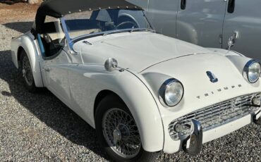 Triumph-tr3a-1961-white-1