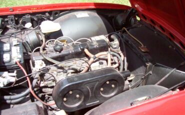 Triumph-tr6-1971-3