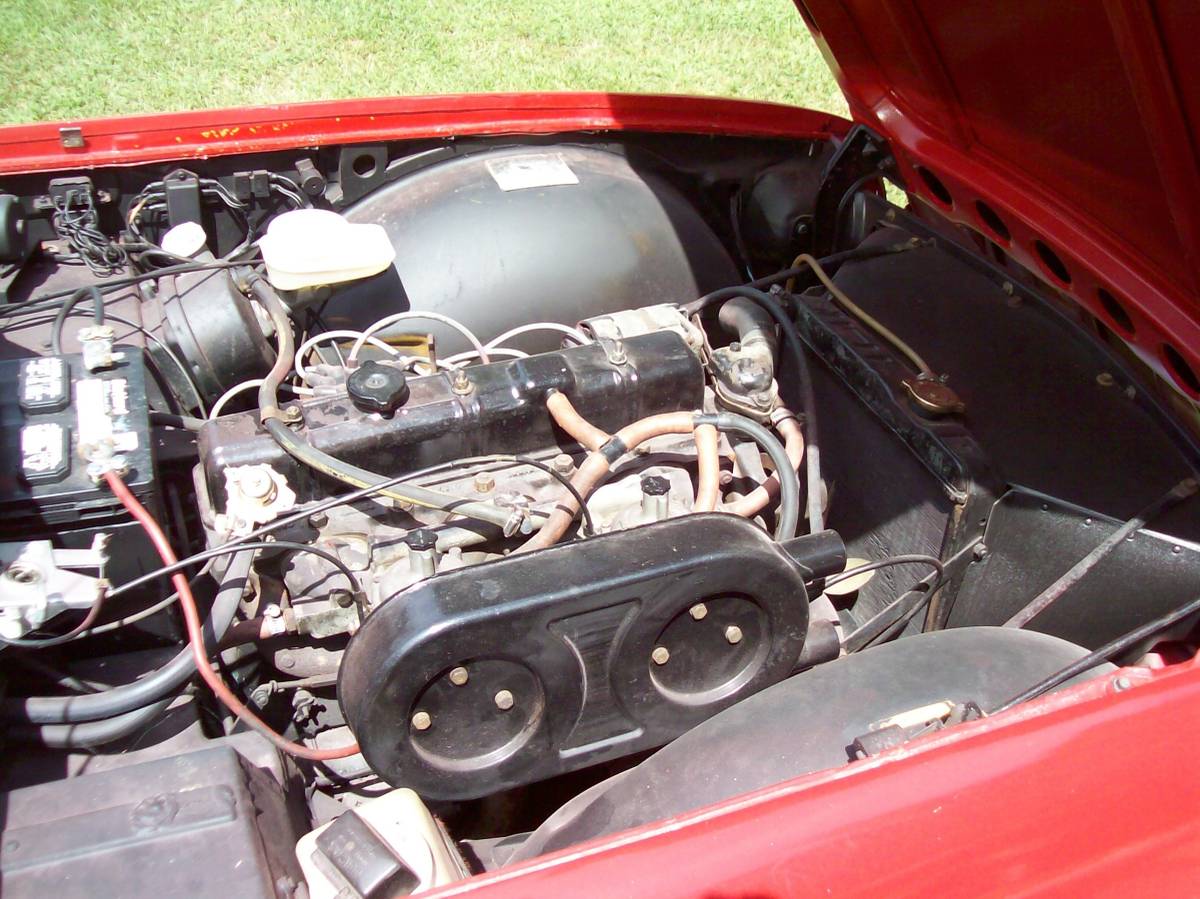 Triumph-tr6-1971-3