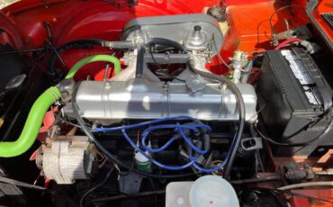 Triumph-tr6-1972-red-12