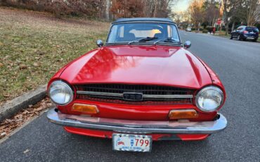 Triumph-tr6-1972-red-13