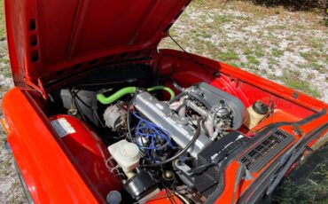 Triumph-tr6-1972-red-14
