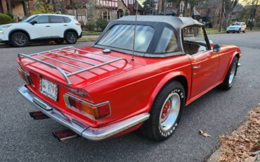 Triumph-tr6-1972-red-7