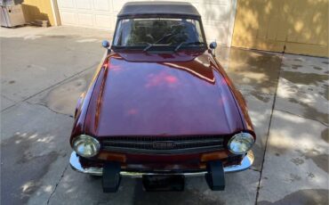 Triumph-tr6-1974-17