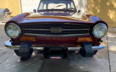 Triumph-tr6-1974-18