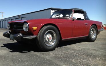 Triumph-tr6-1974-19