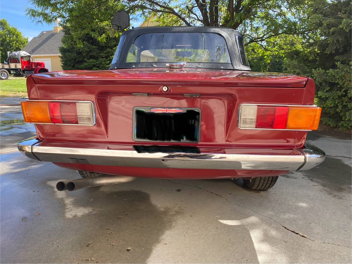 Triumph-tr6-1974-2