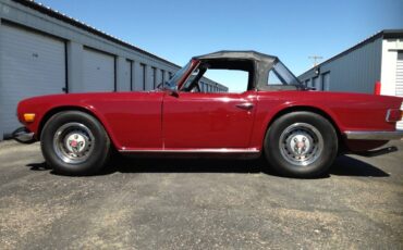 Triumph-tr6-1974
