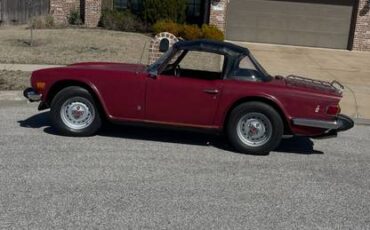 Triumph-tr6-1975-red-1