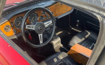 Triumph-tr6-1975-red-6