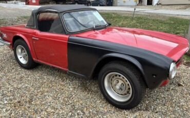 Triumph-tr6-1976-2