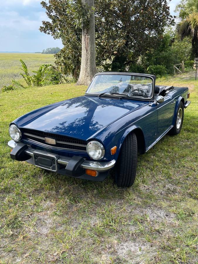 Triumph-tr6-1976-blue-1