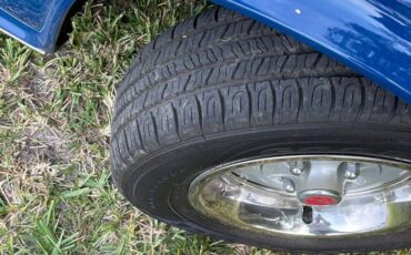 Triumph-tr6-1976-blue-10