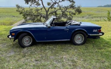 Triumph-tr6-1976-blue-11