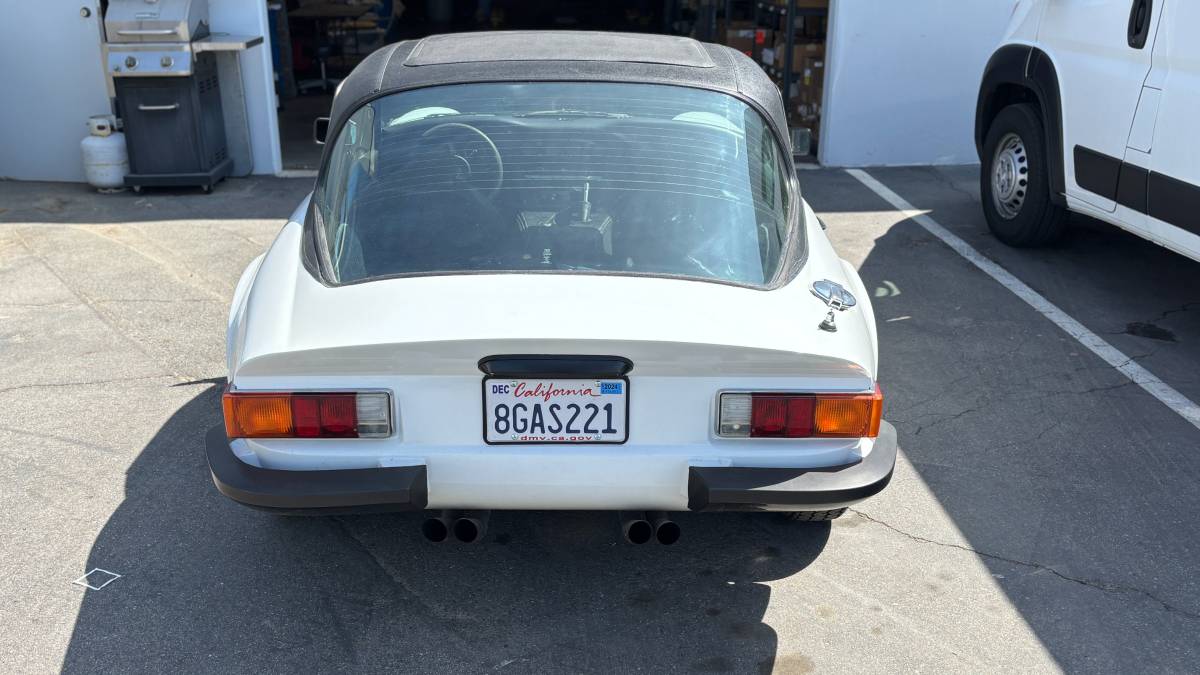 Tvr-2500m-1974-white-14