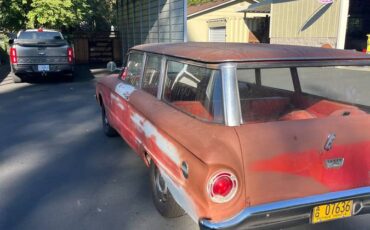 Two-door-wagon-1960-red