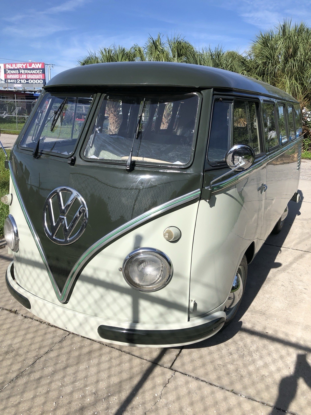 Volkswagen-1600-1962-Van-Camper-2